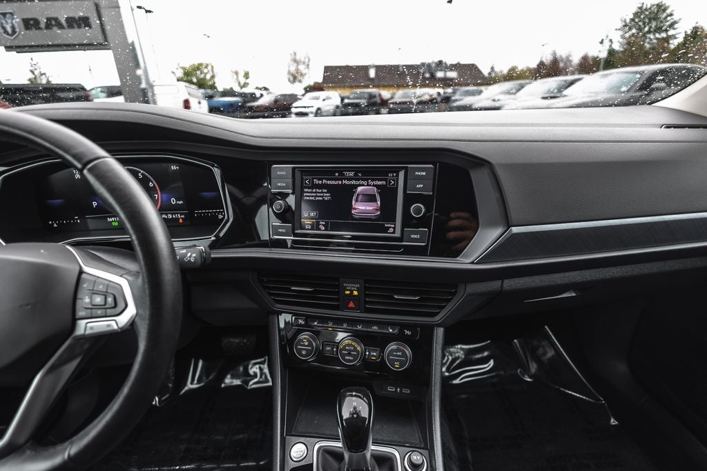 2024 Volkswagen Jetta 1.5T SE