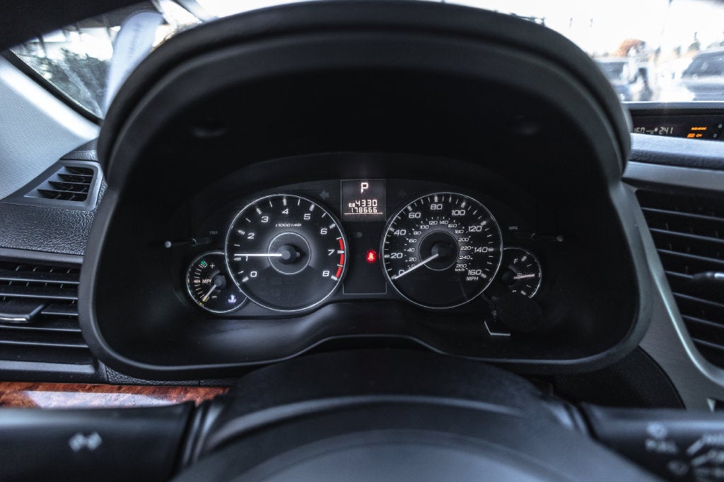 2011 Subaru Legacy 3.6R Limited