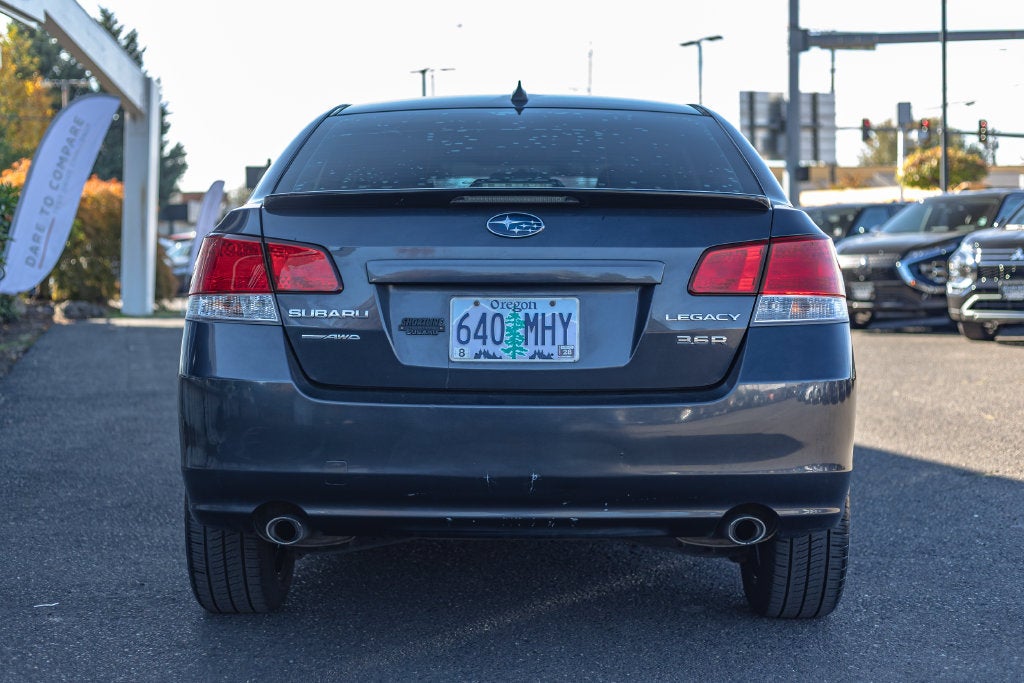2011 Subaru Legacy 3.6R Limited