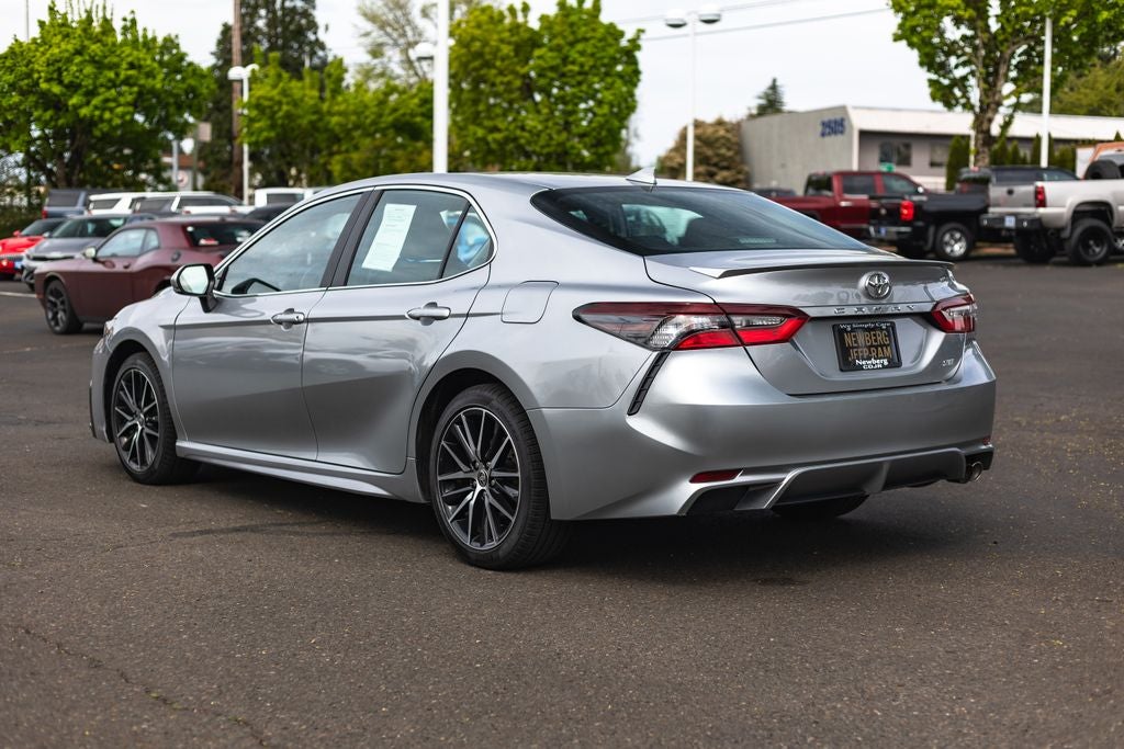 2024 Toyota Camry SE