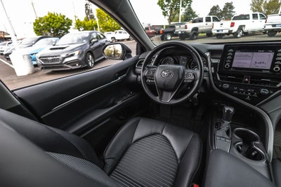 2024 Toyota Camry SE