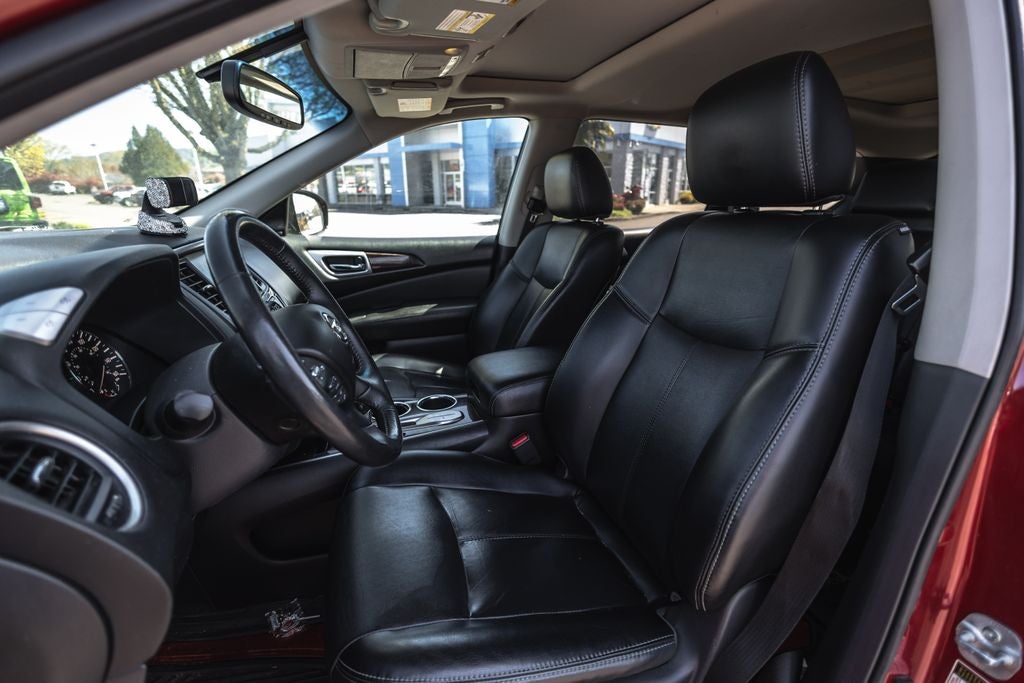 2015 Nissan Pathfinder SL