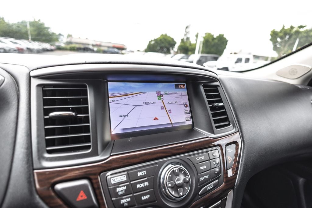 2015 Nissan Pathfinder SL