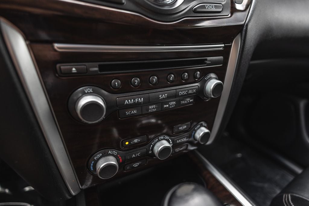 2015 Nissan Pathfinder SL
