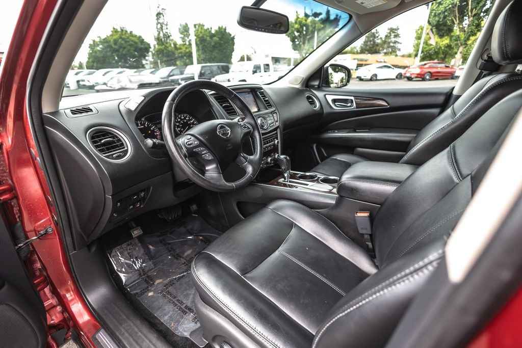 2015 Nissan Pathfinder SL