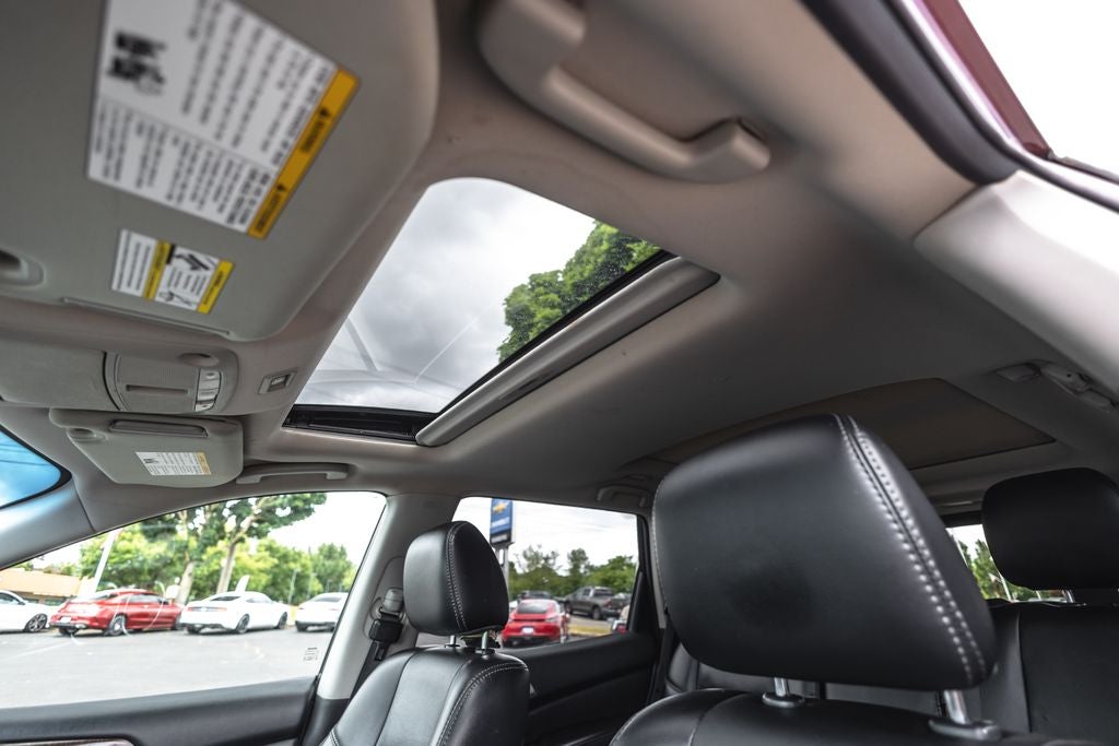 2015 Nissan Pathfinder SL