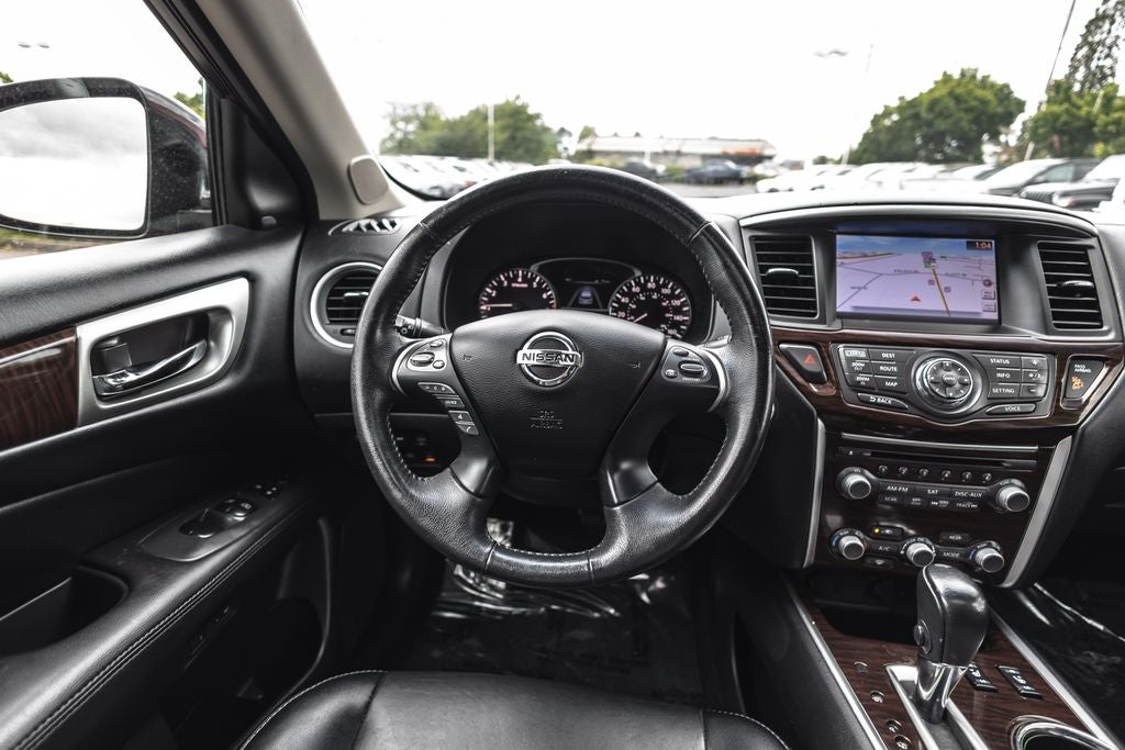 2015 Nissan Pathfinder SL
