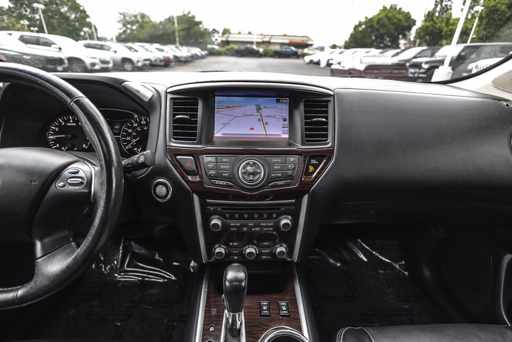 2015 Nissan Pathfinder SL