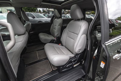 2020 Toyota Sienna Limited 7 Passenger