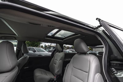 2020 Toyota Sienna Limited 7 Passenger
