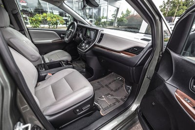 2020 Toyota Sienna Limited 7 Passenger