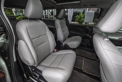 2020 Toyota Sienna Limited 7 Passenger