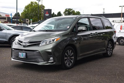 2020 Toyota Sienna Limited 7 Passenger