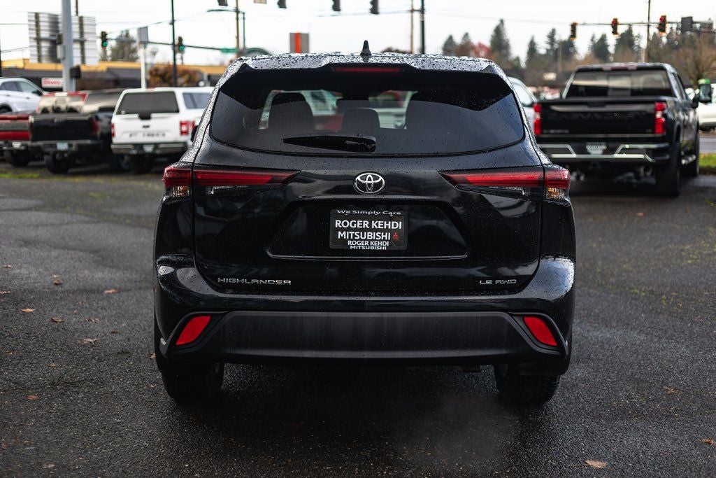 2024 Toyota Highlander LE