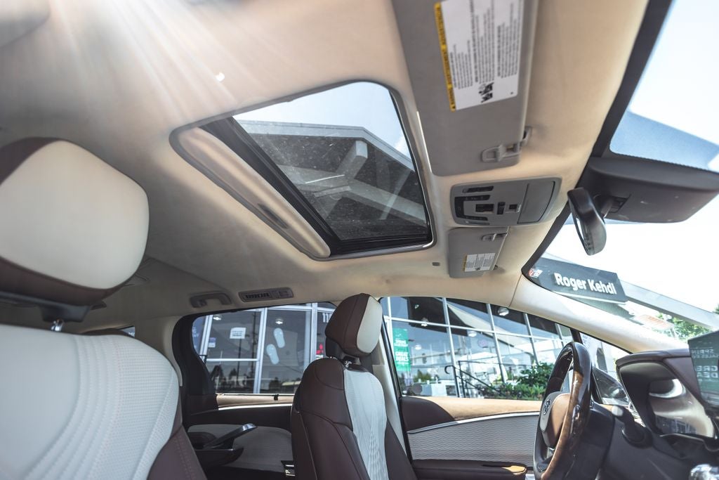 2021 Toyota Sienna XLE 7 Passenger