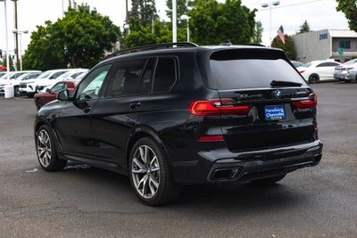 2021 BMW X7 M50i