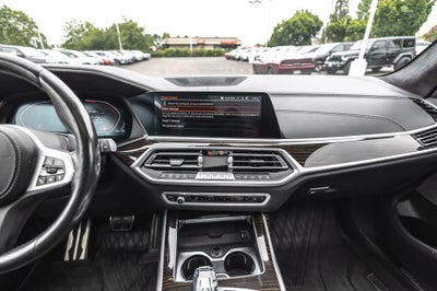 2021 BMW X7 M50i