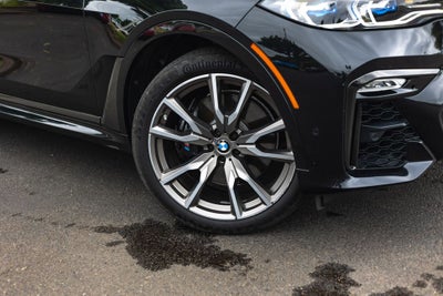 2021 BMW X7 M50i
