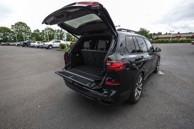 2021 BMW X7 M50i