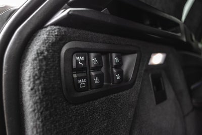 2021 BMW X7 M50i