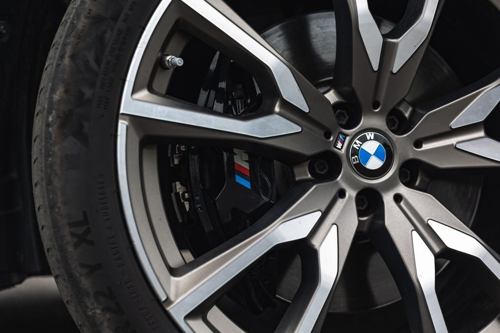 2021 BMW X7 M50i