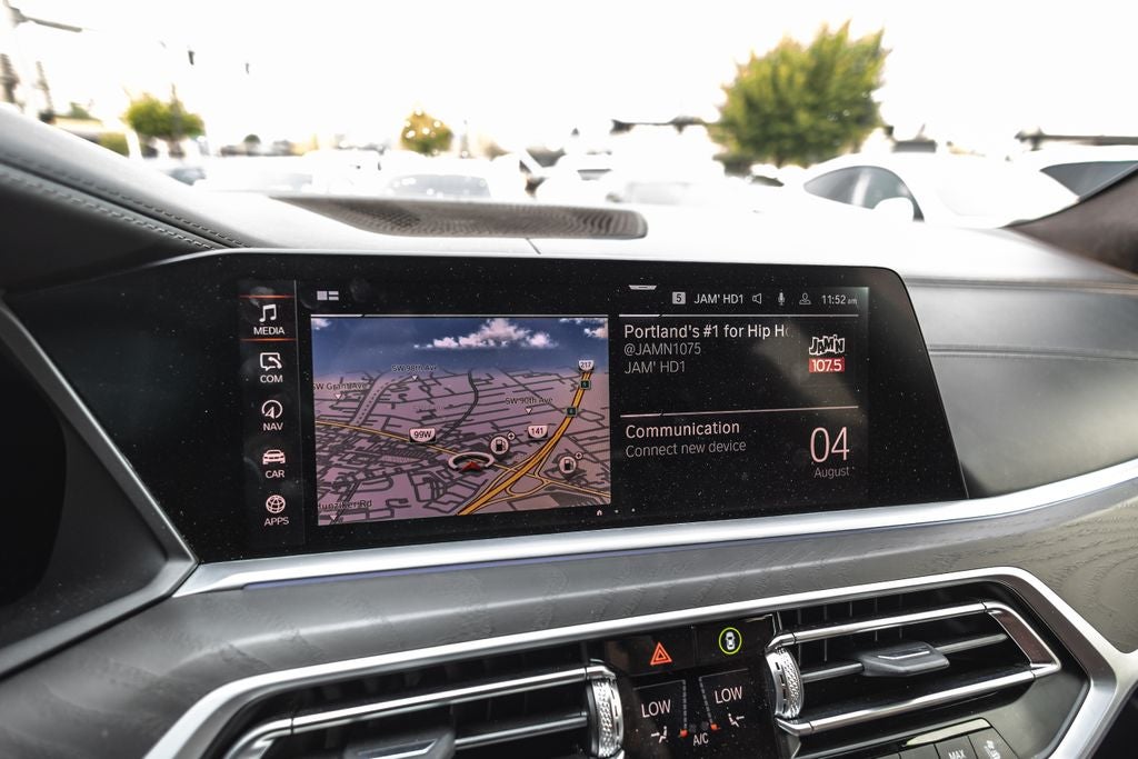 2022 BMW X7 M50i