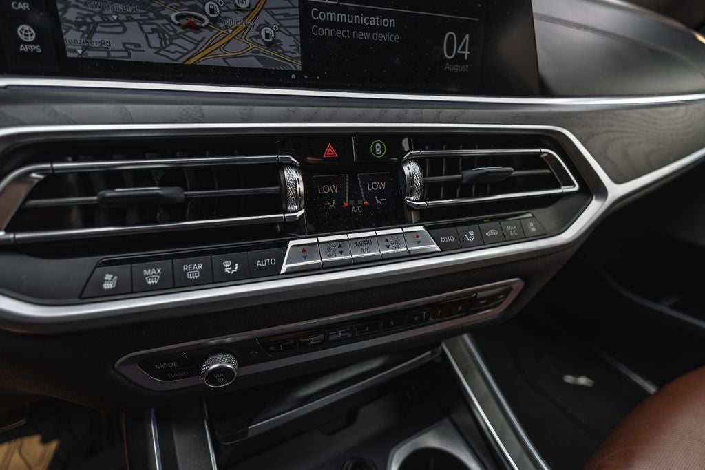 2022 BMW X7 M50i