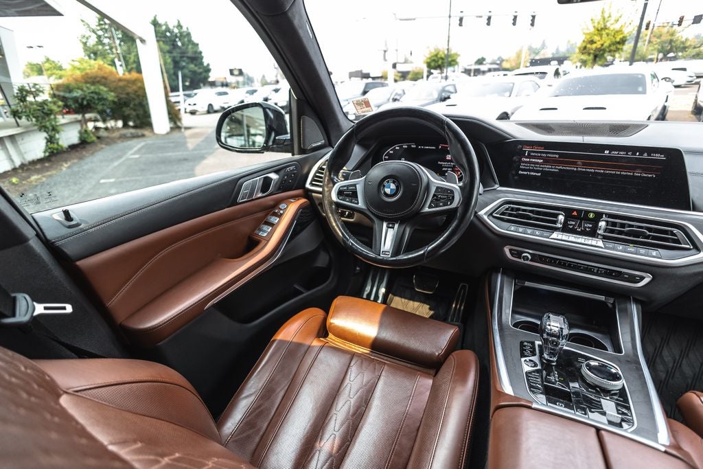 2022 BMW X7 M50i