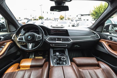 2022 BMW X7 M50i