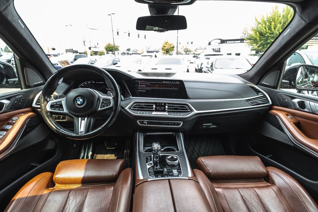 2022 BMW X7 M50i