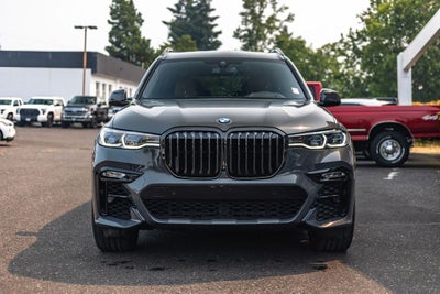 2022 BMW X7 M50i