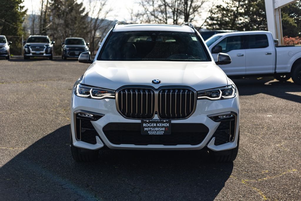 2022 BMW X7 M50i