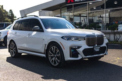 2022 BMW X7 M50i