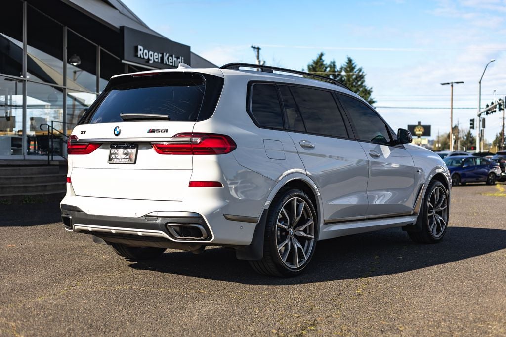 2022 BMW X7 M50i