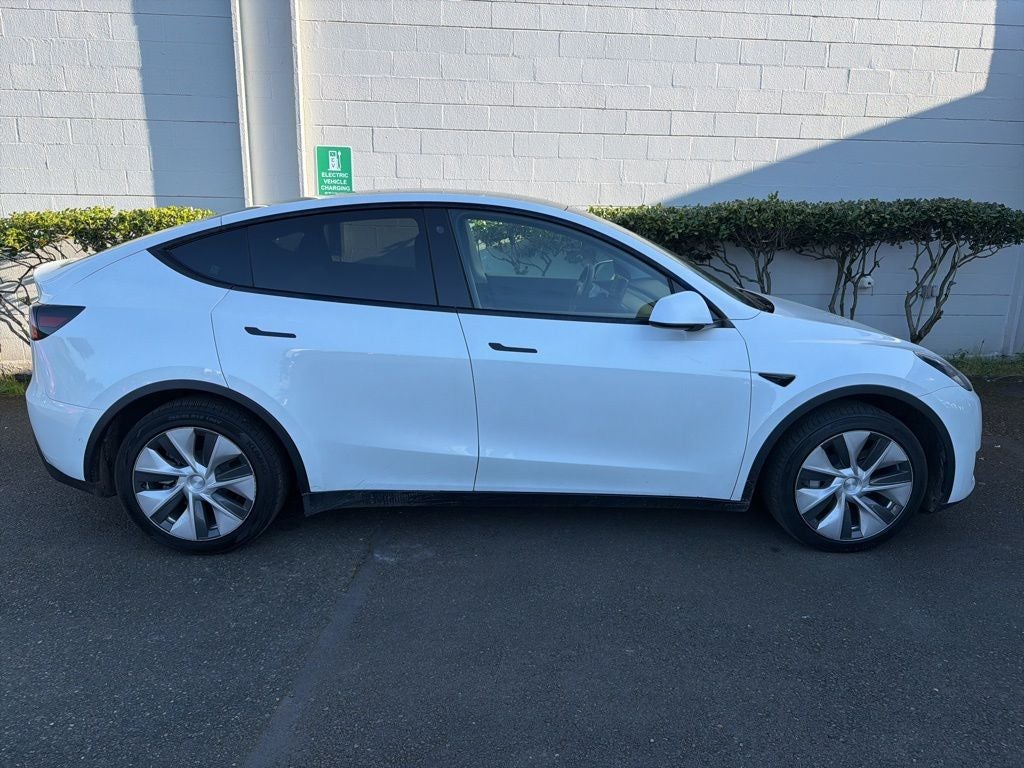 Used 2021 Tesla Model Y Long Range with VIN 5YJYGDEE2MF118973 for sale in Tigard, OR