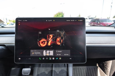 2024 Tesla Model Y Performance