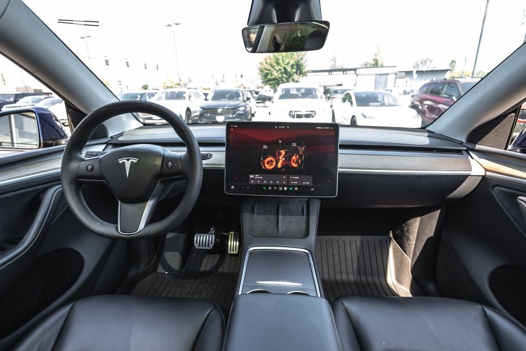 2024 Tesla Model Y Performance