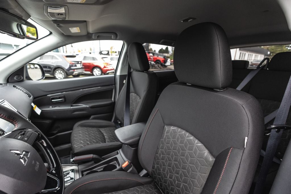 2026 Mitsubishi Outlander Sport 2.0 LE