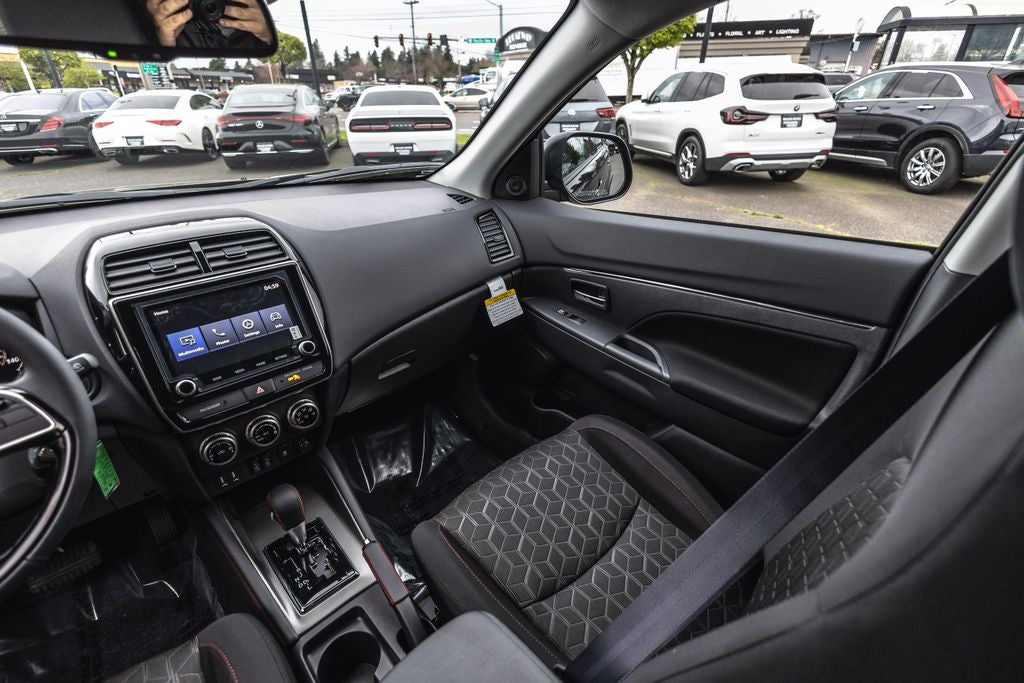 2026 Mitsubishi Outlander Sport 2.0 LE