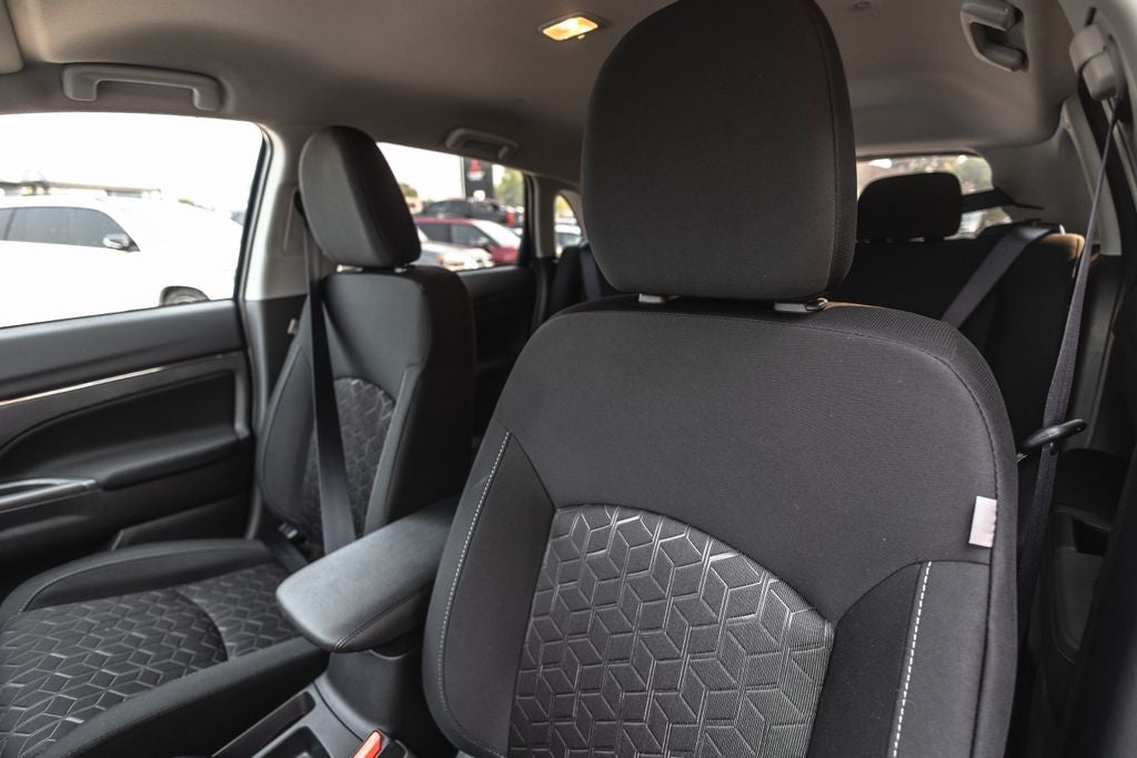2027 Mitsubishi Outlander Sport 2.0 ES