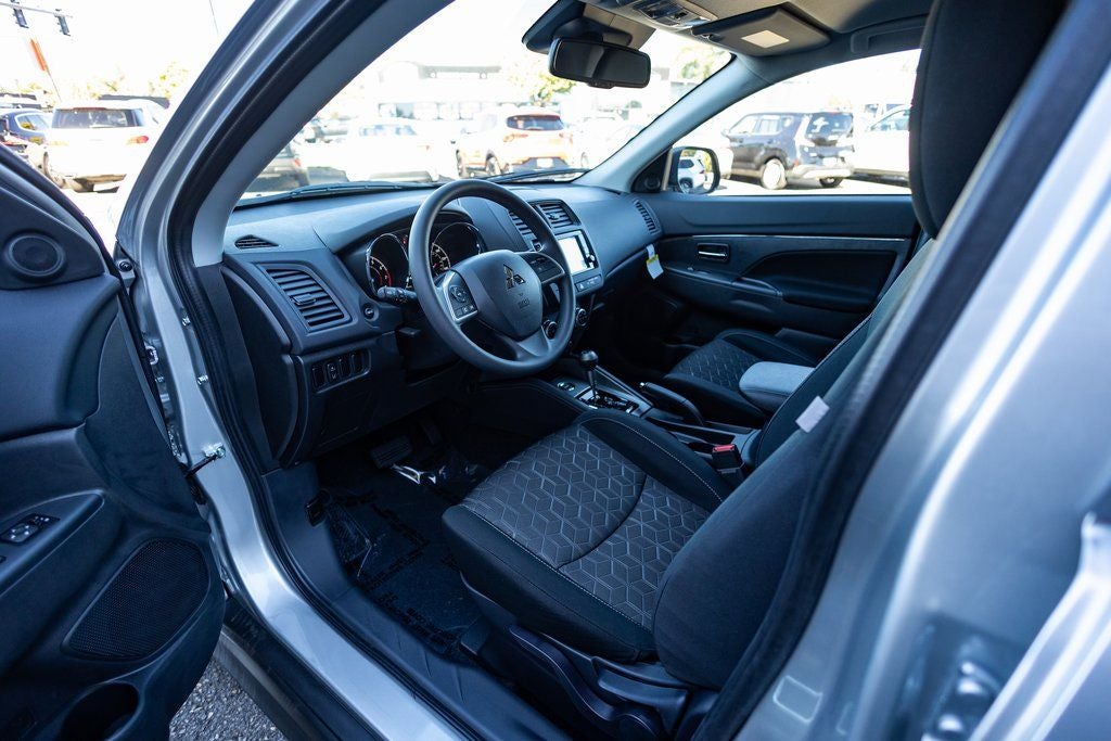 2025 Mitsubishi Outlander Sport 2.0 ES
