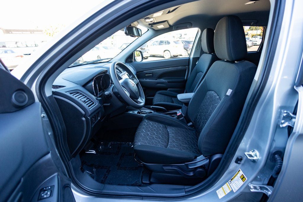 2025 Mitsubishi Outlander Sport 2.0 ES