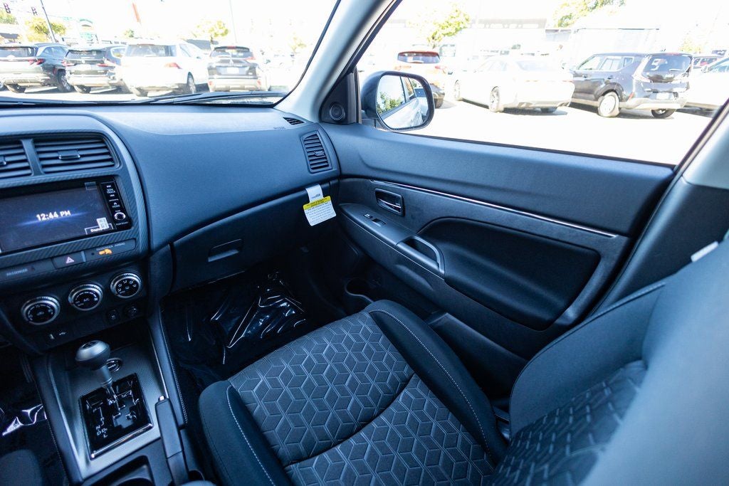 2025 Mitsubishi Outlander Sport 2.0 ES