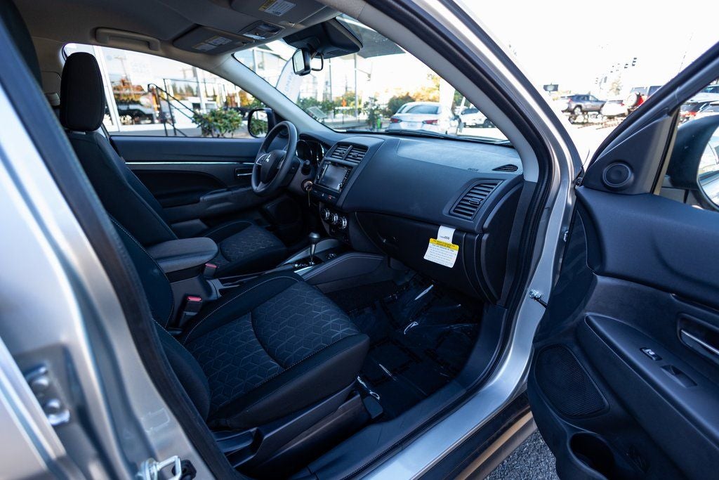 2025 Mitsubishi Outlander Sport 2.0 ES