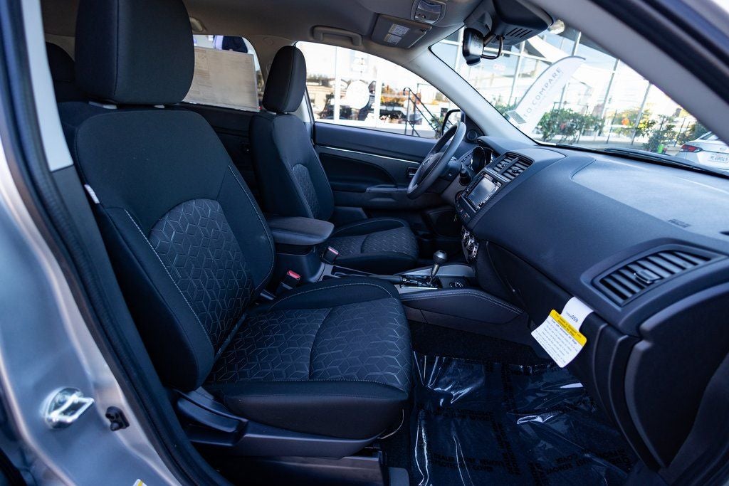 2025 Mitsubishi Outlander Sport 2.0 ES