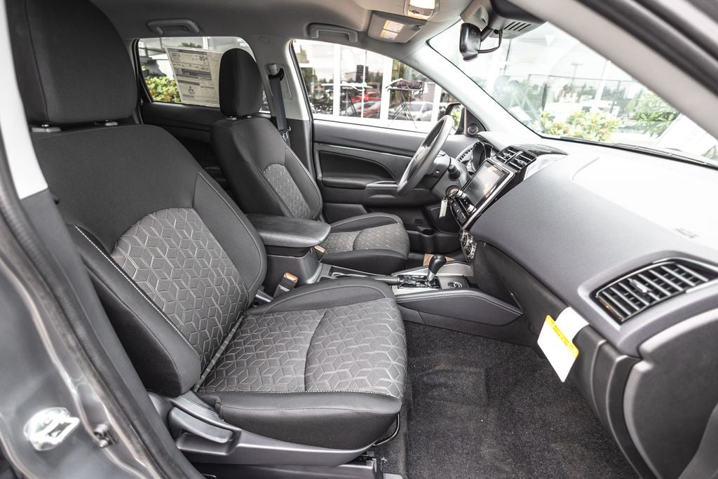 2027 Mitsubishi Outlander Sport 2.0 ES