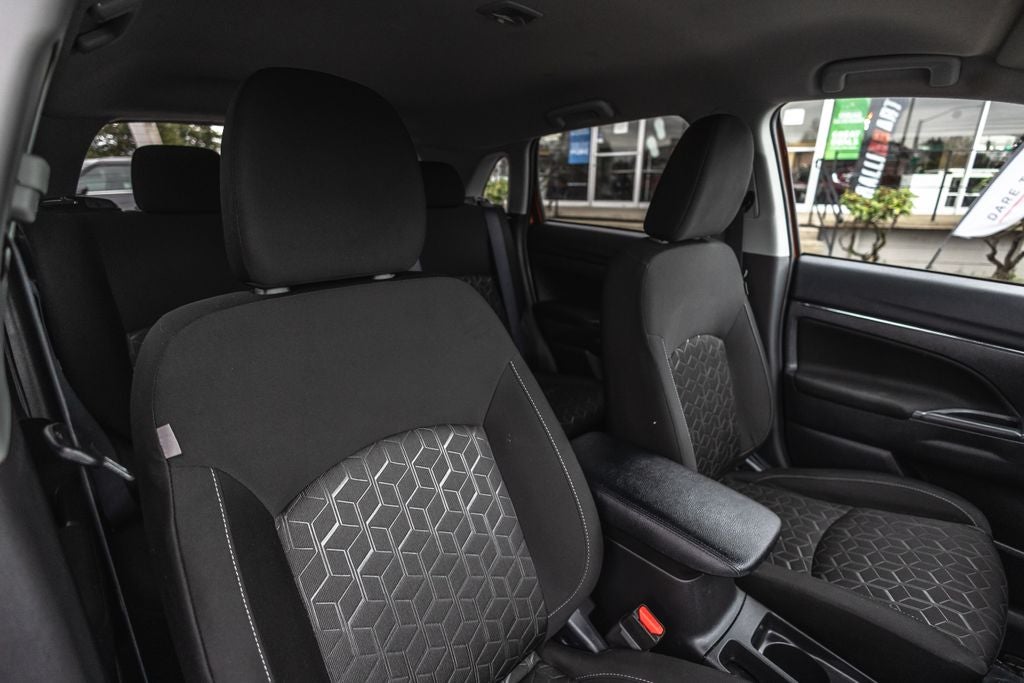 2023 Mitsubishi Outlander Sport 2.0 ES