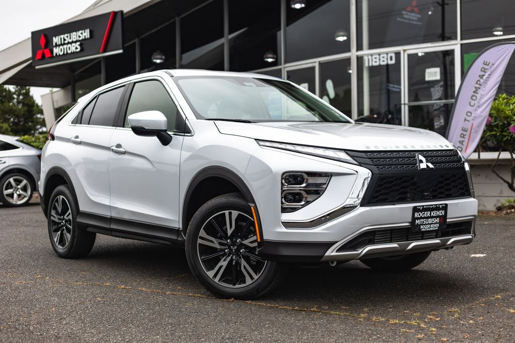 2024 Mitsubishi Eclipse Cross SE S-AWC's photo