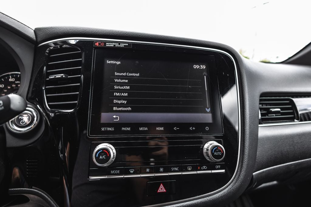 2022 Mitsubishi Outlander PHEV SEL