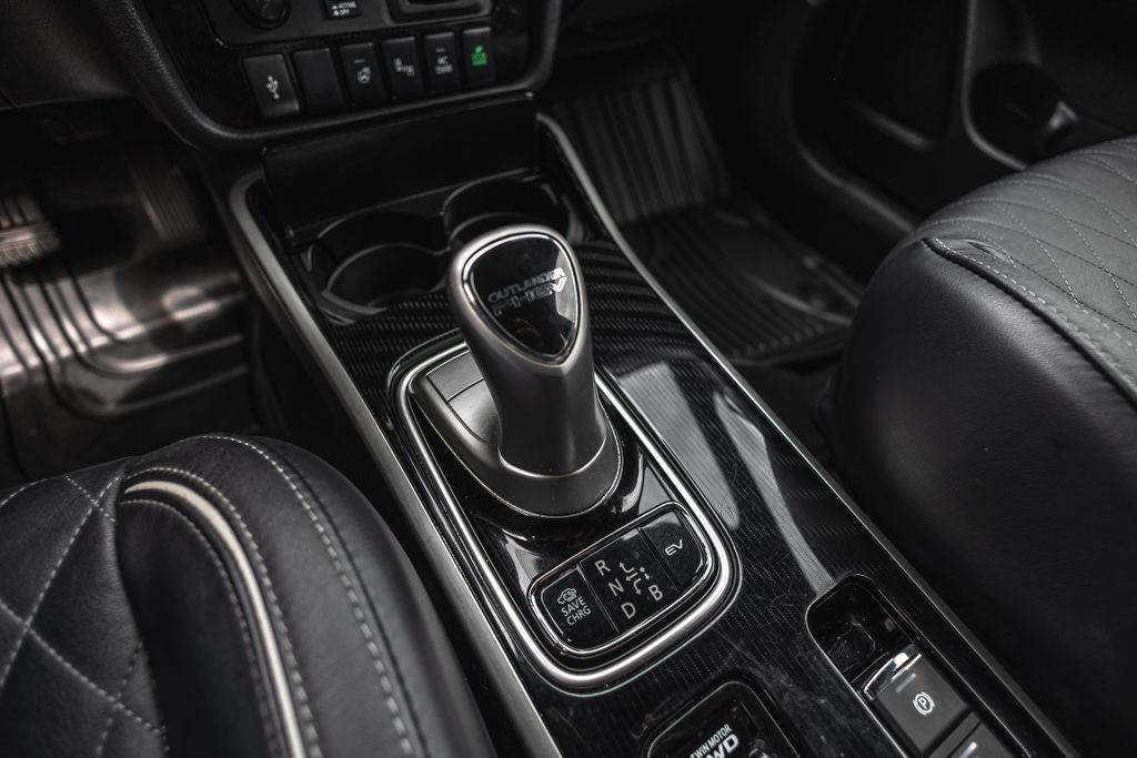 2022 Mitsubishi Outlander PHEV SEL